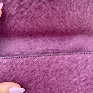 Michael Kors Bags - Michael Kors Leather Wallet Michael Kors Bags - Michael Kors Leather Wallet